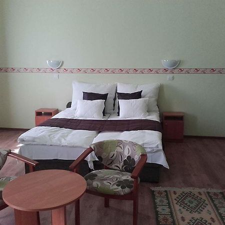 Reka Vendeghaz Hotell Tokaj Exteriör bild